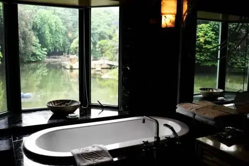 Чэнду: Yufu Guodu Hotsprings Hotel