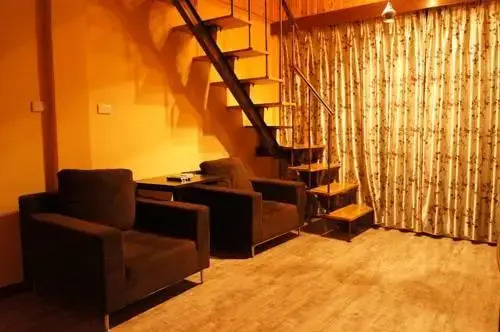Дали: The Mercury Cafe & Inn of Dali