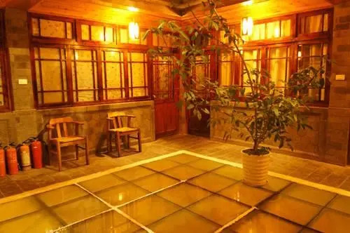 Дали: The Mercury Cafe & Inn of Dali