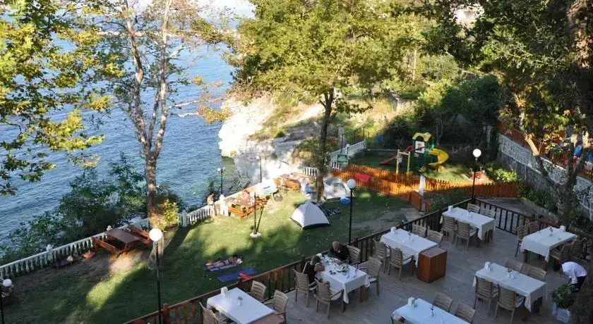 Акчакоча: Tezel Pansiyon & Camping