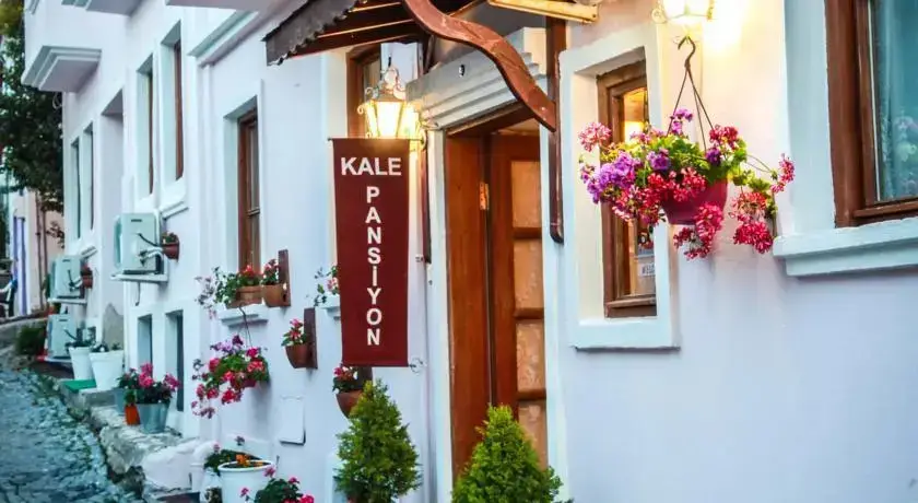 Бозджаада: Kale Pension