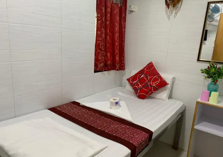 Гонконг: Dipty Guesthouse