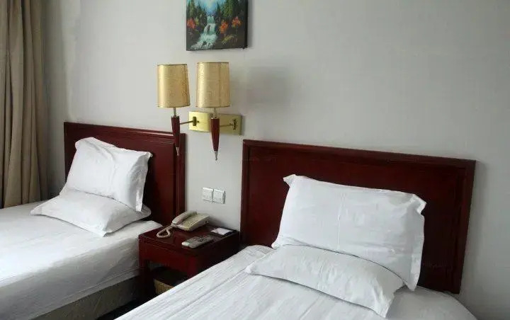 Шанхай: Shanghai YiTing 6+e Hotel (Yangpu Bridge)