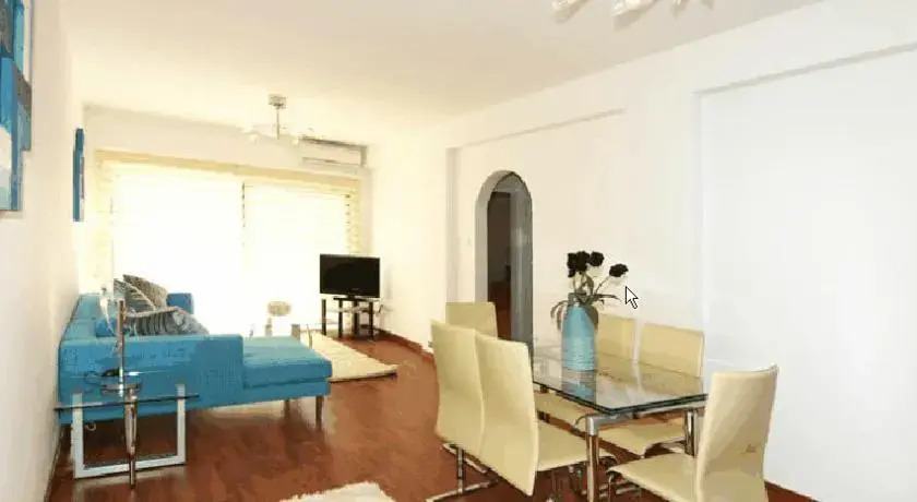 Агиос Тихонас: Rita Court Apartment