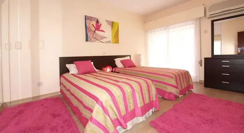 Гермасойя: Kyma Court Apartment