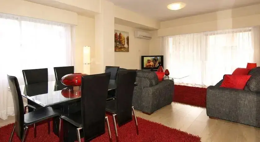 Гермасойя: Kyma Court Apartment