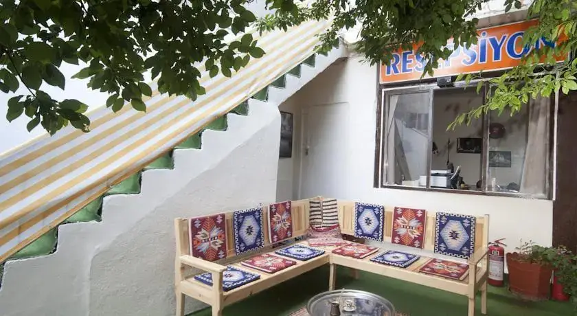 Дикили: Citi Hostel