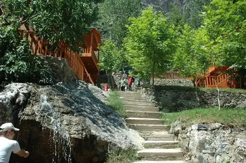 Buyukcakir: Kapuzbasi Selale Motel