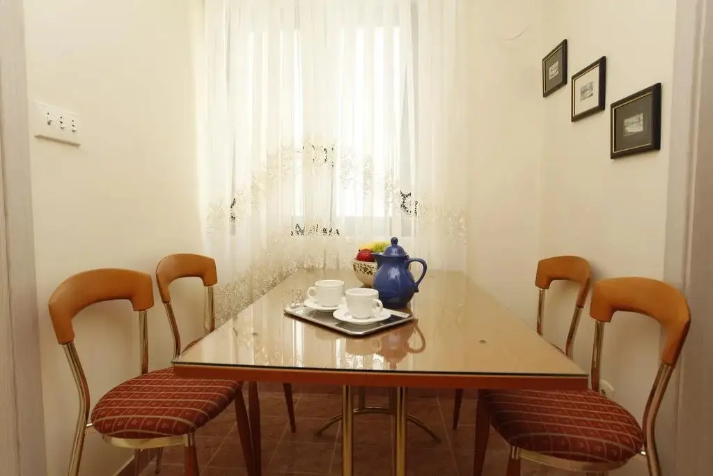 Будва: Villa Perovic