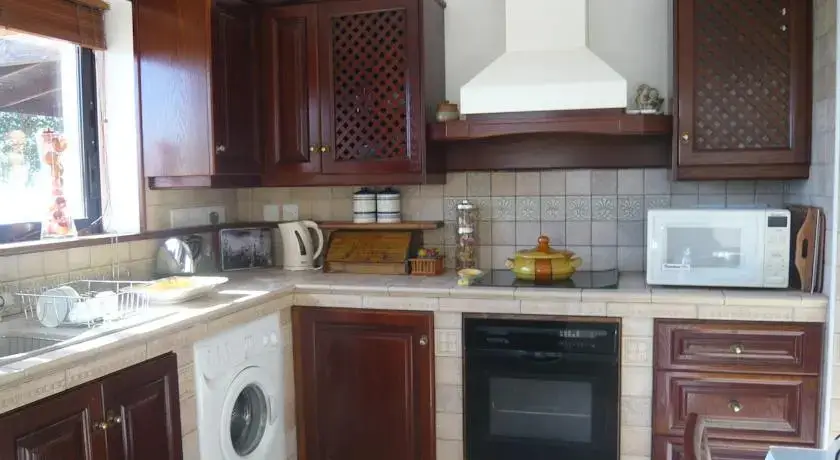 Тала: Kalithea Villa