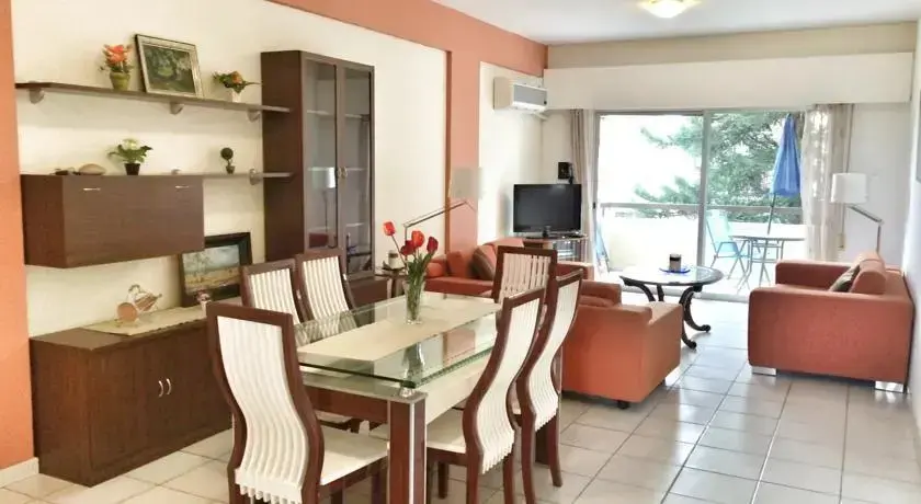 Лимассол: Deana Beach Apartments