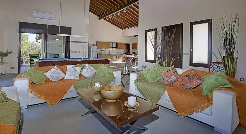 Нео Хорио: Luxury in Nature Villa