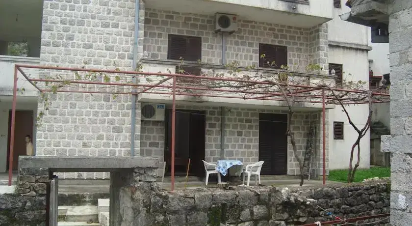 Доброта: Apartments Vukasović