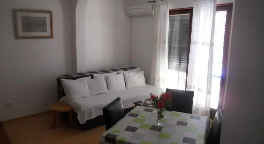 Бар: Guest House Šušanj