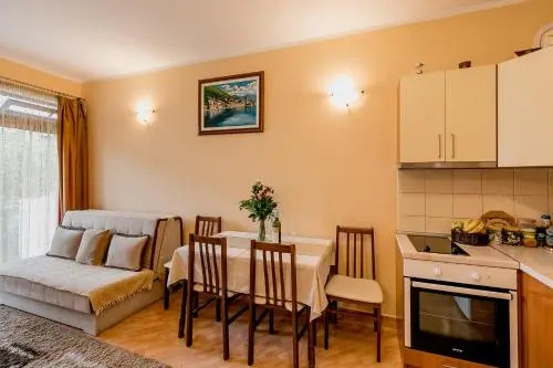 Каменари: Apartments Gudelj