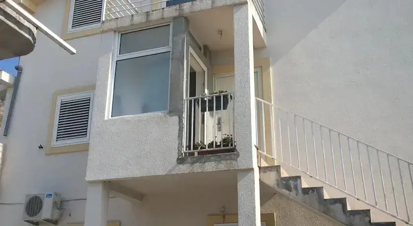 Риека-Режевичи: Guest House Radovic