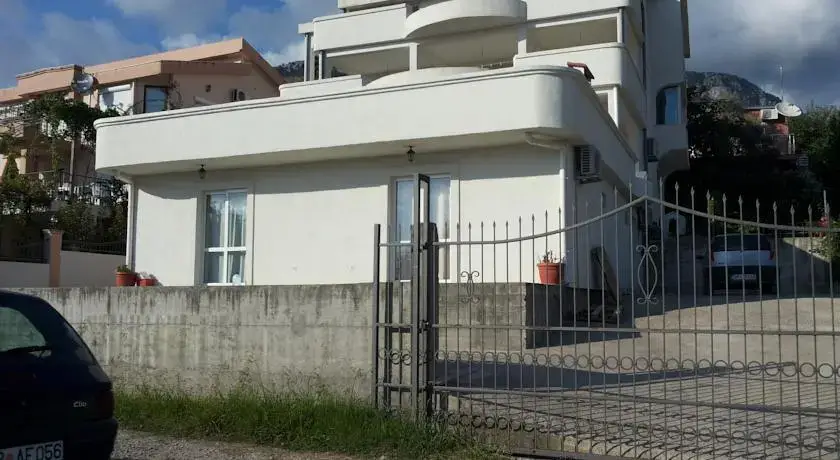 Бар: Studios Krokac