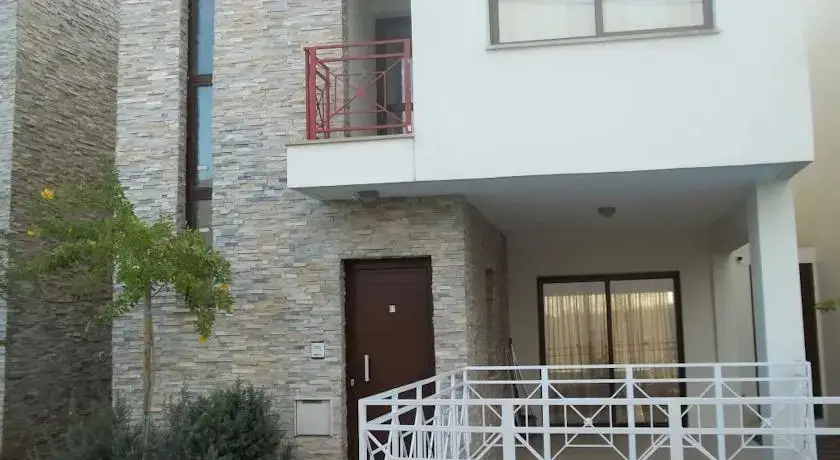 Aqua Park Maisonettes — фото 1
