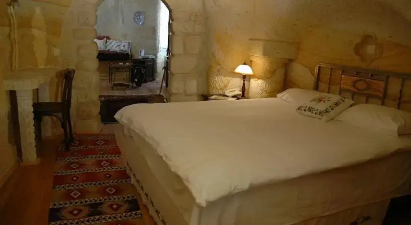 Ургуп: Spillo Caves