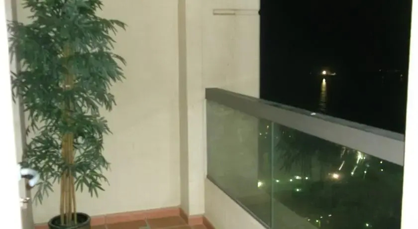 Дубай: JBR Jumeirah Beach Residence Sadaf 5