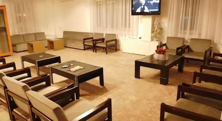 Аланья: Alanya Mesem Uygulama Oteli