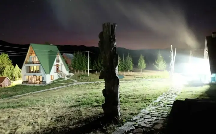 Донья Брезна: Ethno Village Montenegro