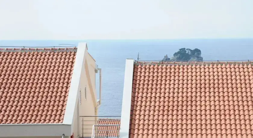 Петровац: Apartments Vukotić