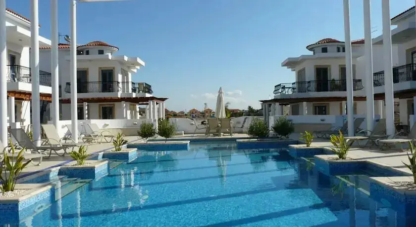 Ларнака: Troy Legends Apartments