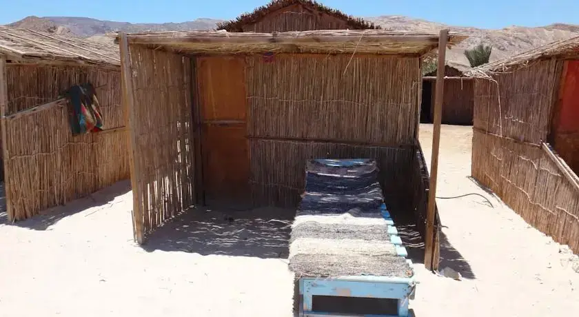 Таба: Antika Beach Camp Nuweiba