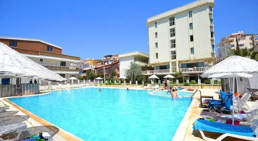 Оздере: Kasura Hotel