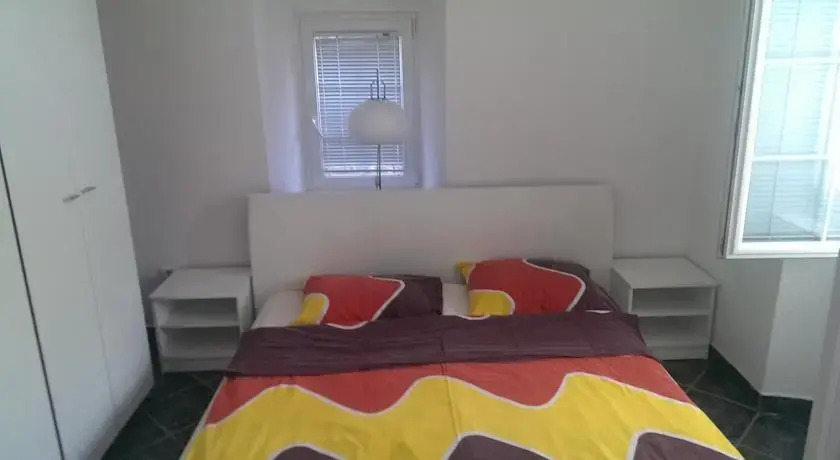 Доброта: Apartments Prčanj