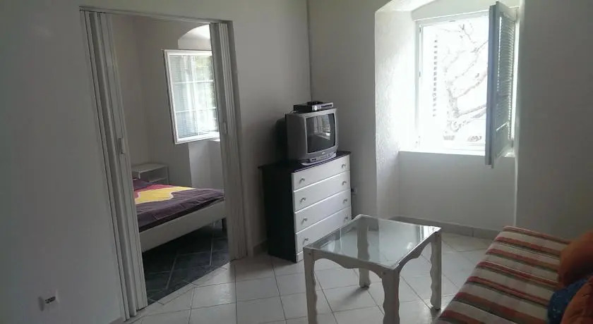 Доброта: Apartments Prčanj