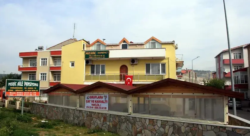 Эджеабат: Meric Family Pension