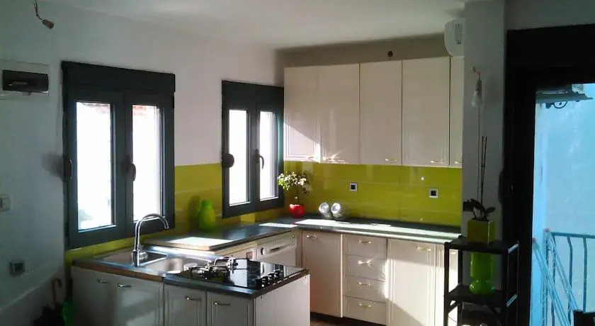 Бар: Apartments Afrodita