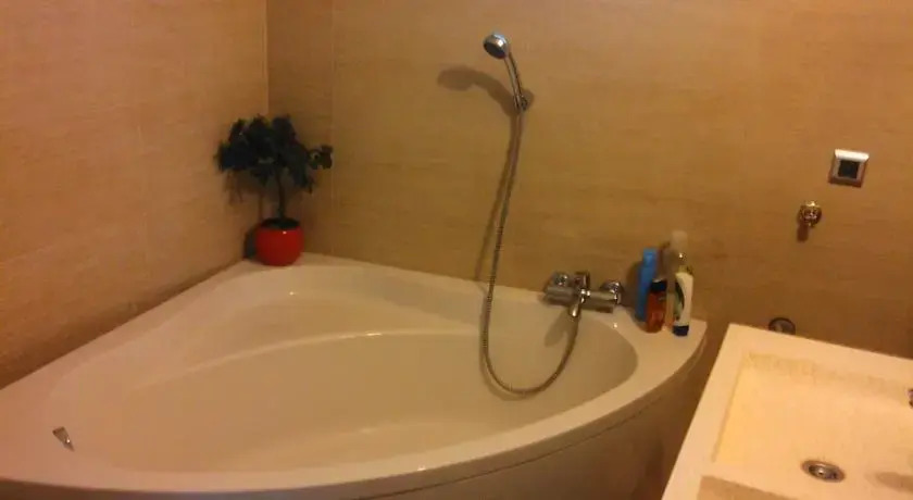 Бар: Apartments Afrodita