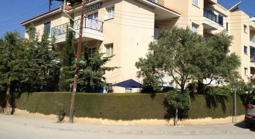 Пафос: Pafia 1 Apartments