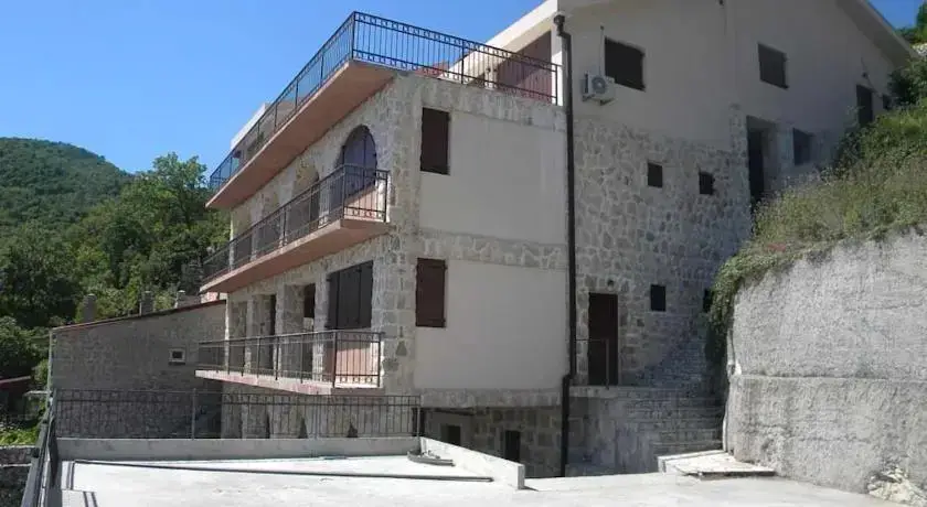 Будва: Villa Castel Lapčići