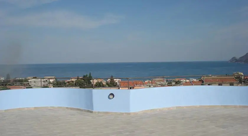 Добро Вода: Apartments Zalazak Sunca