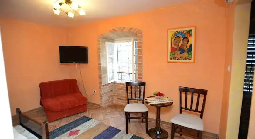 Доброта: Apartman na Pjaci od muzeja