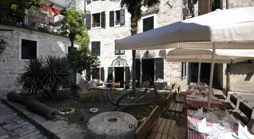 Доброта: Apartman na Pjaci od muzeja