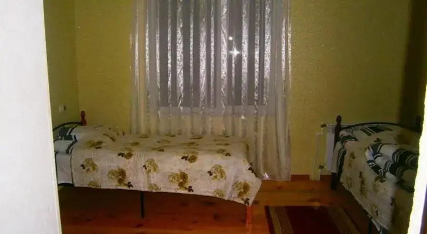 Гори: Marina Guest House
