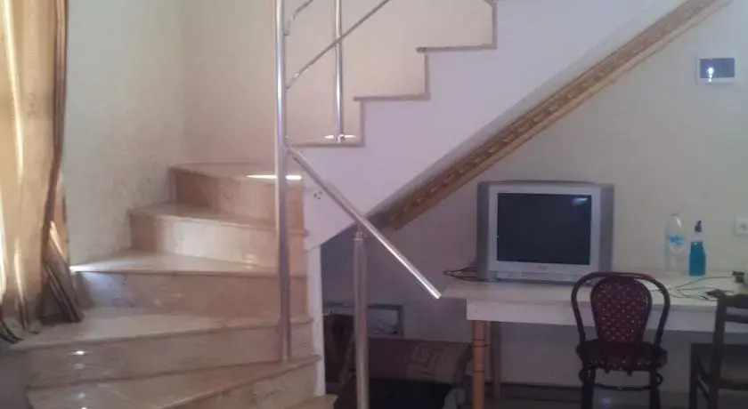Гори: Marina Guest House