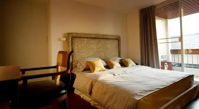 Лат-Буа-Луанг: Bangpa-in Place Serviced Apartment