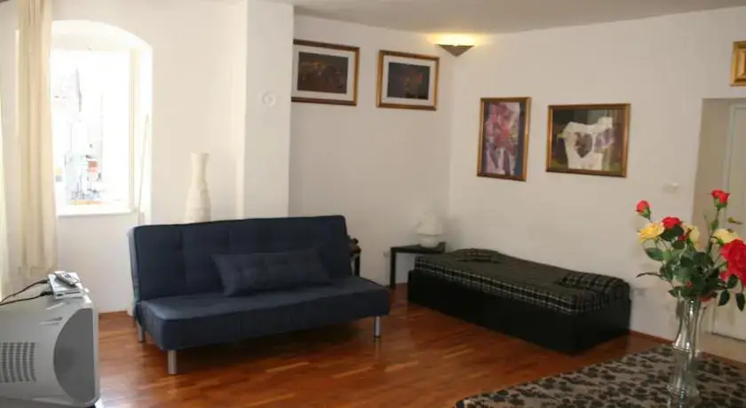 Amore Old Town Apartment — фото 1
