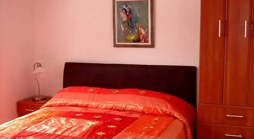 Биела: Apartments Odalović