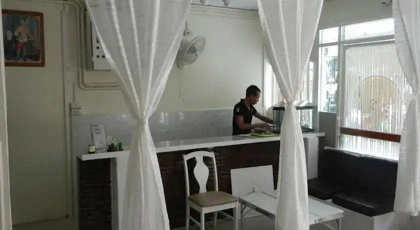 Бангкок: The Gemstone Bangkok