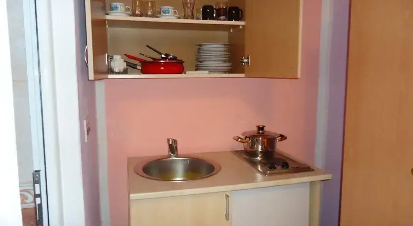 Ульцинь: Adi Apartments