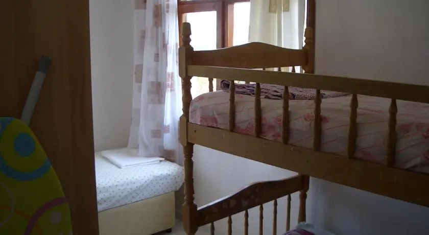 Эдремит: Yakamoz Tatil Sitesi