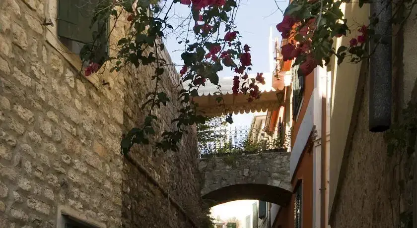 Херцег-Нови: Apartment Montenegro