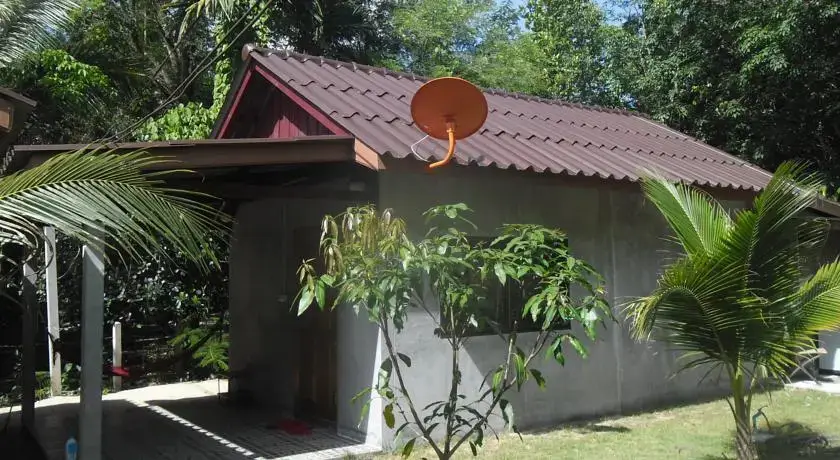 Tha Chang: Chaiya House